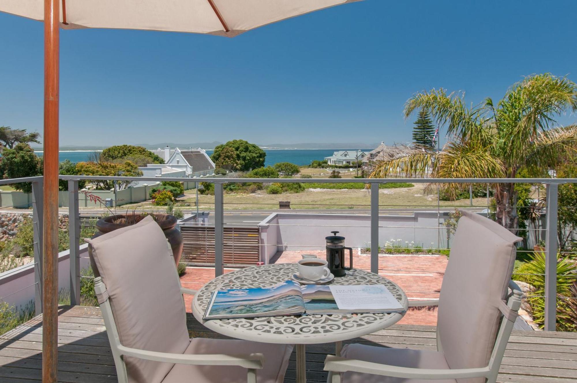 Whale Away Guest House Hermanus Exteriör bild